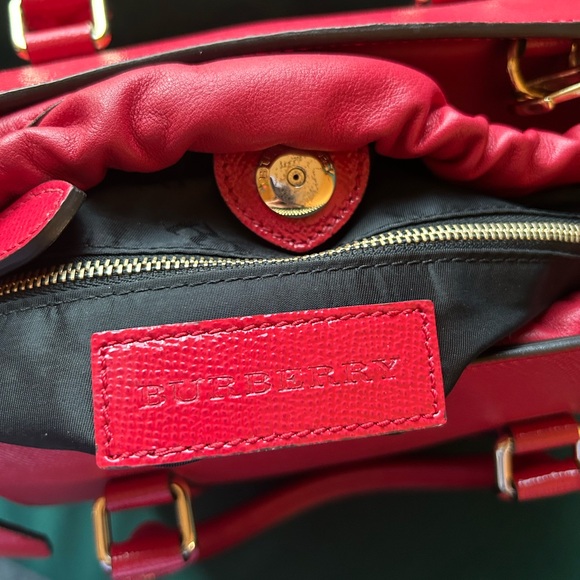 Burberry Leather Crossbody Shoulder Bag Red - Picture 7 of 13